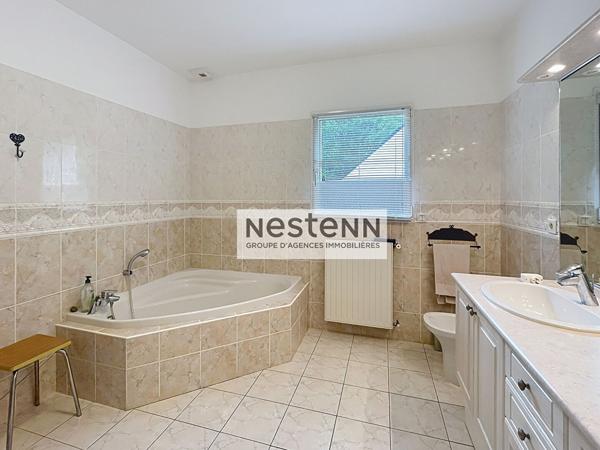 Maison La Chapelle Sur Erdre 13 pièce(s) 313.24 m2