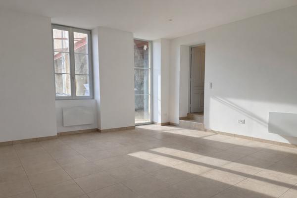 Dareizé - Maison 3 pièces - 72.59m² - Jardin - Terrasse - Parking