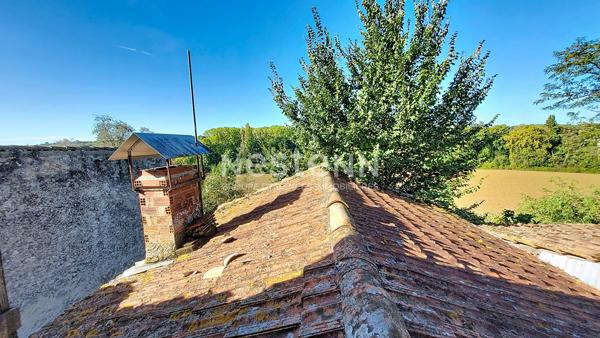 Maison de ville à rénover à Nérac - 4 pièces, 83 m²