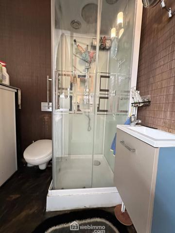 Maison 196 m² à Crécy-sur-Serre 02270