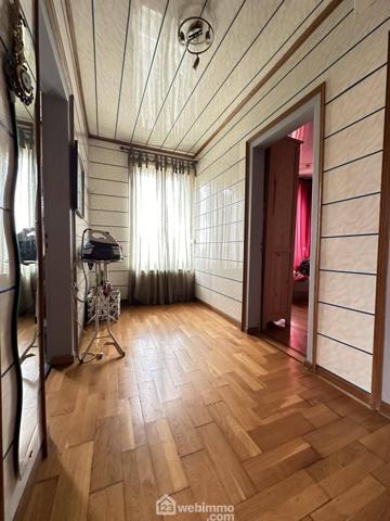 Maison 196 m² à Crécy-sur-Serre 02270