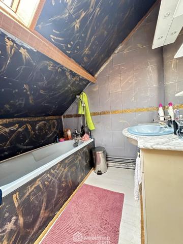 Maison 196 m² à Crécy-sur-Serre 02270