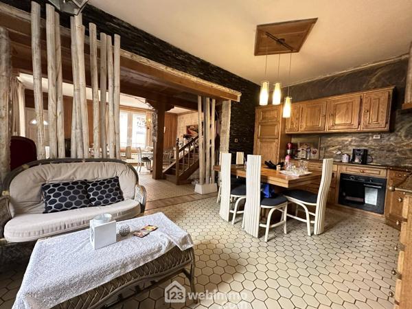 Maison 196 m² à Crécy-sur-Serre 02270
