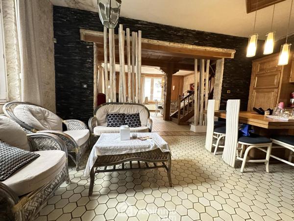 Maison 196 m² à Crécy-sur-Serre 02270