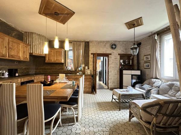 Maison 196 m² à Crécy-sur-Serre 02270