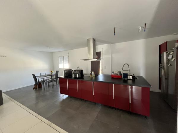 Maison à vendre |  Hourtin |  5 pièces | 121 m²