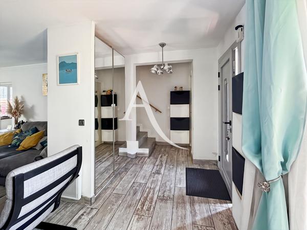 A Vendre Maison de type 4 d'environ 100 m2 avec garage et jardin à Allauch 13190