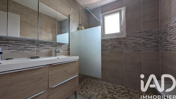 Maison à vendre 5 pièces 101 m² Saint-Savin