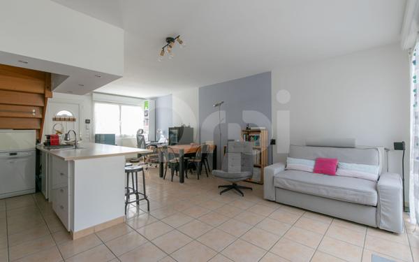 Maison à vendre    4 pièces • 74,17 m2 Noisy-le-Grand