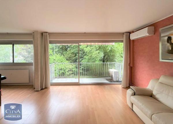 Appartement à vendre 5 pièces 102.05m² Charnay-lès-Mâcon (71850)