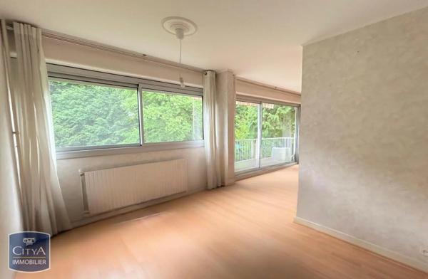 Appartement à vendre 5 pièces 102.05m² Charnay-lès-Mâcon (71850)