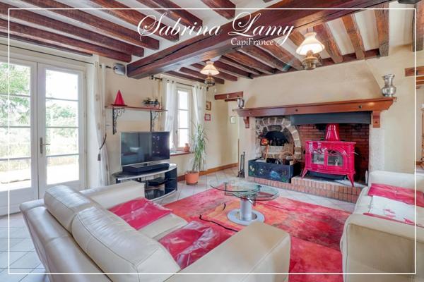 ✨ À Vendre : Élégante Propriété de Prestige en Pierre Meulière - 214 m² sur 2508 m² de Terrain - 5 chambres✨