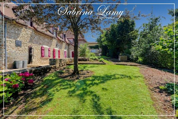 ✨ À Vendre : Élégante Propriété de Prestige en Pierre Meulière - 214 m² sur 2508 m² de Terrain - 5 chambres✨