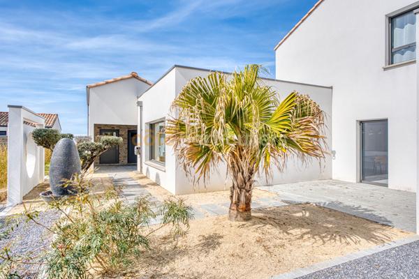 Vente Maison237 m² - 10 Pièces - SAINT GILLES CROIX DE VIE (85800)