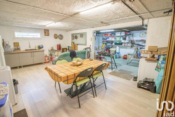 Maison traditionnelle 6 pièces de 148 m² à Villenoy (77124)