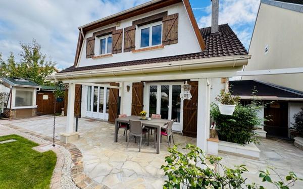 Maison à vendre    7 pièces • 158,16 m2 Chelles