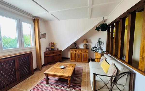 Maison à vendre    7 pièces • 158,16 m2 Chelles