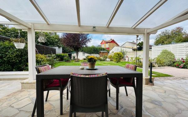 Maison à vendre    7 pièces • 158,16 m2 Chelles