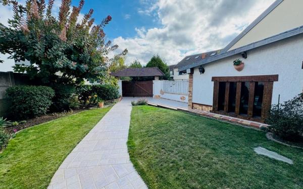 Maison à vendre    7 pièces • 158,16 m2 Chelles