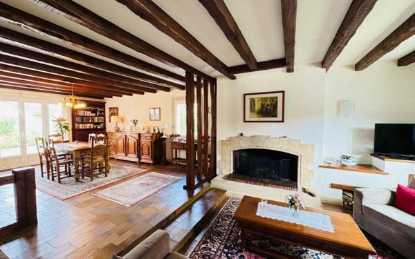 Maison à vendre    7 pièces • 158,16 m2 Chelles