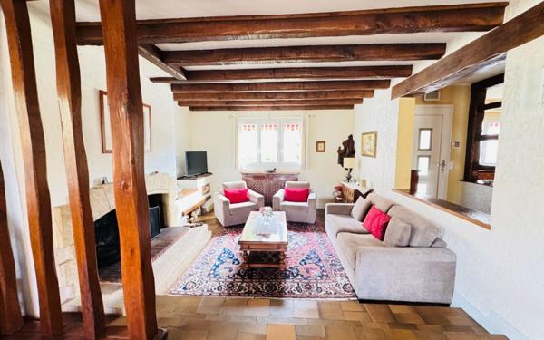 Maison à vendre    7 pièces • 158,16 m2 Chelles