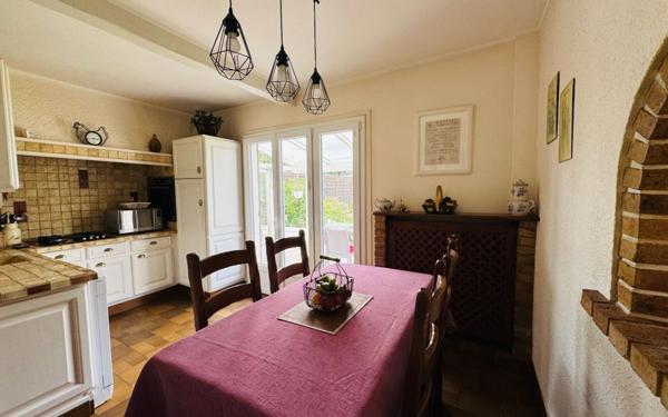 Maison à vendre    7 pièces • 158,16 m2 Chelles