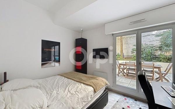 Appartement à vendre    3 pièces • 70 m2 Paris 15