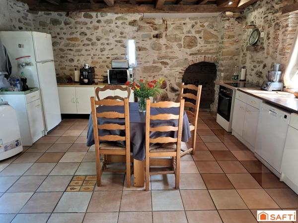 AUTHENTIQUE MAISON BÉARNAISE DE 1786 – CALME & CHARME