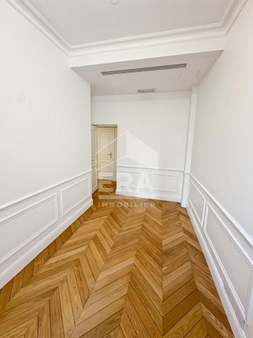 Bureaux climatisés - Neuilly-sur-Seine - Emplacement premium