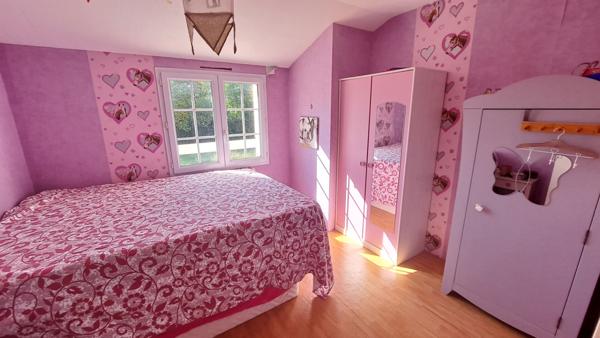 Maison contemporaine Petosse 150 m², 5 chambres et grand jardin de plus de 300 m² au calme