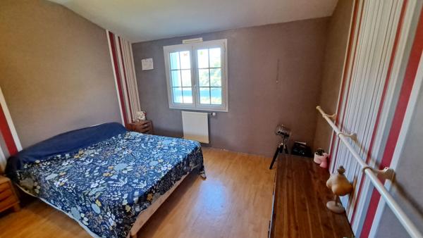 Maison contemporaine Petosse 150 m², 5 chambres et grand jardin de plus de 300 m² au calme