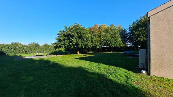 Maison contemporaine Petosse 150 m², 5 chambres et grand jardin de plus de 300 m² au calme