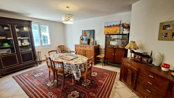 Maison contemporaine Petosse 150 m², 5 chambres et grand jardin de plus de 300 m² au calme