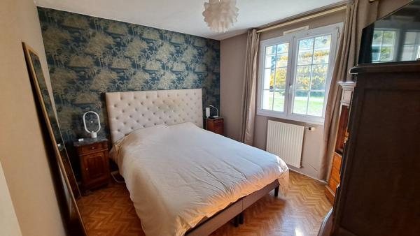 Maison contemporaine Petosse 150 m², 5 chambres et grand jardin de plus de 300 m² au calme