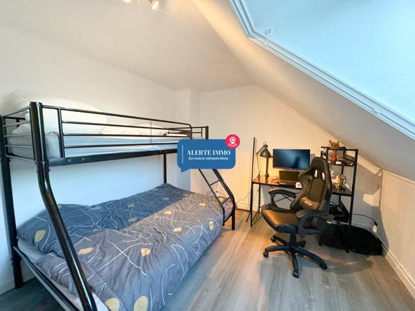 Roubaix Est Nouveau Roubaix, maison bel étage de 120 m2 hab et 190 m2 de surface totale, actuellement louée, 4 ch, garage, grand sous-sol, terrasse jardin + jardin collectif de 2000 m2