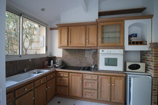 Maison Bourgeoise d'Exception avec Jardin Privé – Un Trésor Caché au Cœur de Libourne