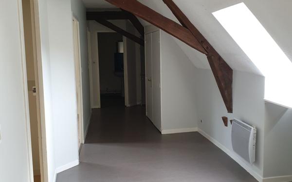 Appartement à vendre    3 pièces • 70 m2 La Charité-sur-Loire