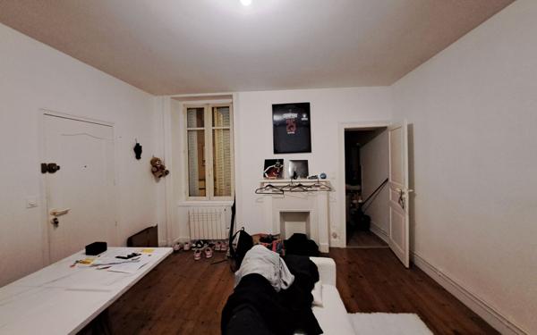 Immeuble à vendre    9 pièces • 209,84 m2 Limoges