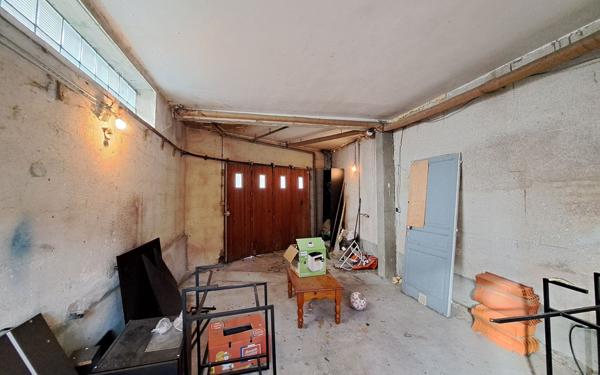 Immeuble à vendre    9 pièces • 209,84 m2 Limoges