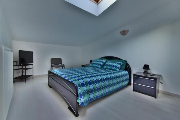 Pavillon de chasse de 600m² avec salle de réception de 218m²