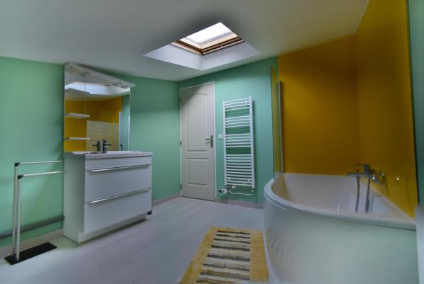 Pavillon de chasse de 600m² avec salle de réception de 218m²