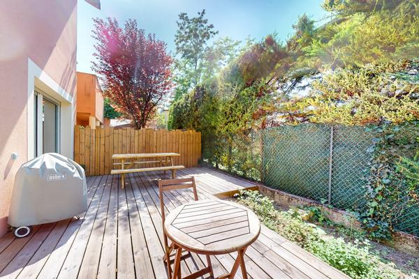 T3 rénové avec jardin situé entre Saint-Just et Gorge de Loup