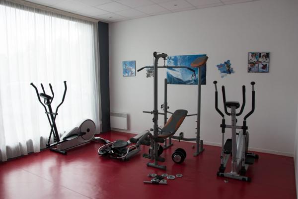 INVESTISSEMENT LOCATIF – Saint-Germain-en-Laye – Résidence d’affaires Résidence Serena – 6,50 % de rentabilité