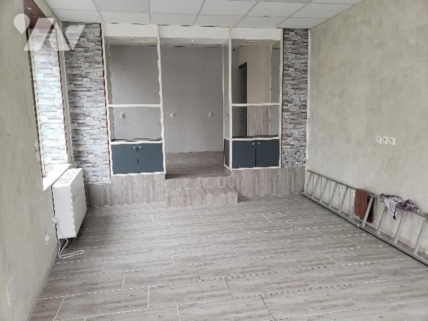 Local commercial loué à 10mn de JOIGNY.