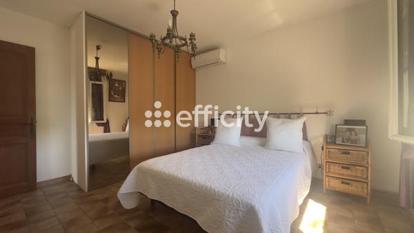 Maison
         4 pièces
        - 95 m² 250 000 € *