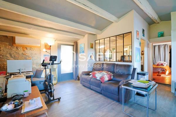 PIGNANS - SUPERBE PROPRIÉTÉ DE 360M2 AVEC 2 MAISONS ET APPARTEMENT INDÉPENDANT, ANNEXES, PISCINE 8X4m, CUISINE D'ÉTE, GARAGE, TERRAIN DE 1.8Ha AVEC VUE DEGAGÉE