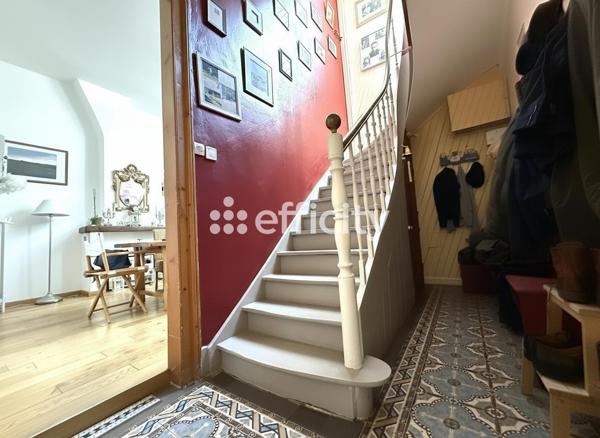 Maison 7 pièces - 163 m²