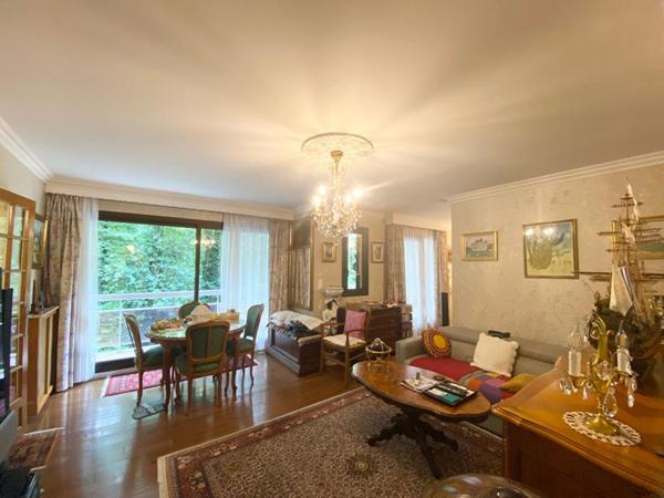 VIAGER- TREMBLAY EN FRANCE - Appartement  4 pièce(s) 86 m2