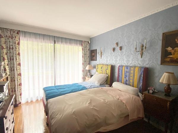 VIAGER- TREMBLAY EN FRANCE - Appartement  4 pièce(s) 86 m2