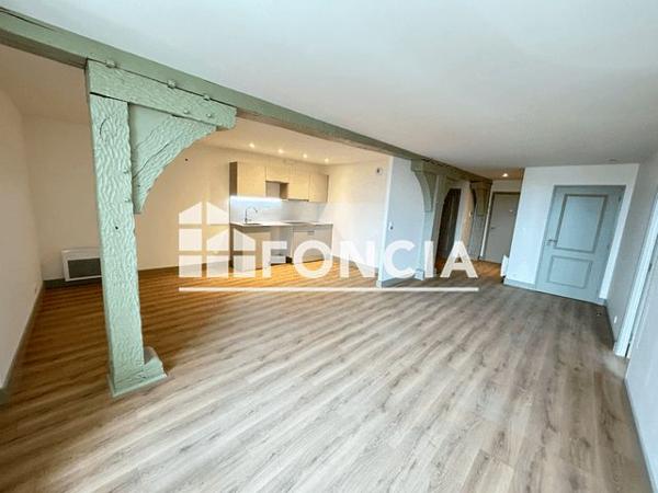 Location Appartement 3 pièces 81.2 m² - 23 RUE PAUL BERT Auxerre 89000